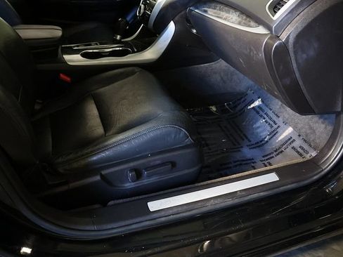 Certified 2019 Acura TLX w/ Technology Package FWD image 34