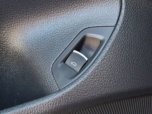 Used 2016 Volkswagen Passat 1.8T SE w/ Lighting Package (P06) image 26