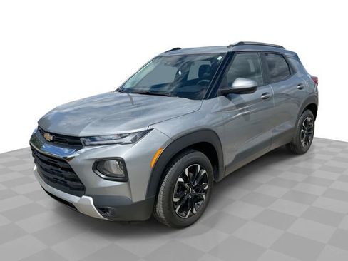 Used 2023 Chevrolet TrailBlazer LT w/ Convenience Package FWD image 1