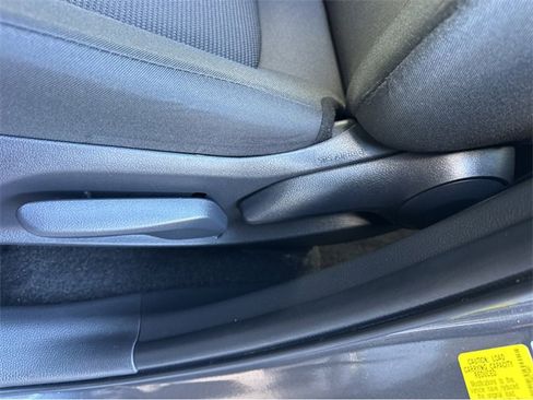 Used 2025 Toyota RAV4 LE image 32