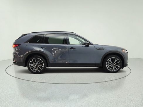 Used 2025 MAZDA CX-70 Plug-In Hybrid w/ Premium Plus AWD/4WD image 4