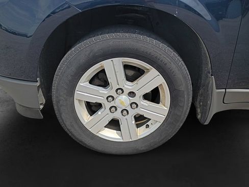 Used 2012 Chevrolet Traverse LT FWD image 11