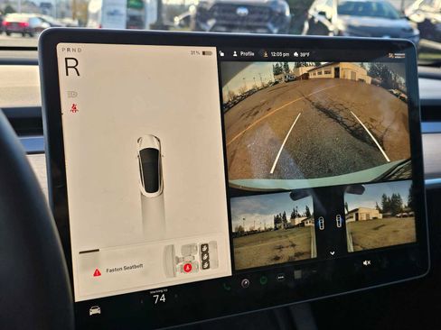 Used 2022 Tesla Model 3 Long Range image 28