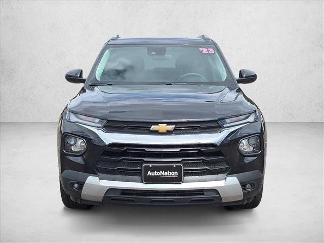 Used 2023 Chevrolet TrailBlazer LT AWD/4WD image 2
