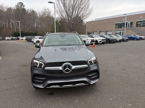 Used 2022 Mercedes-Benz GLE 350 4MATIC image 2