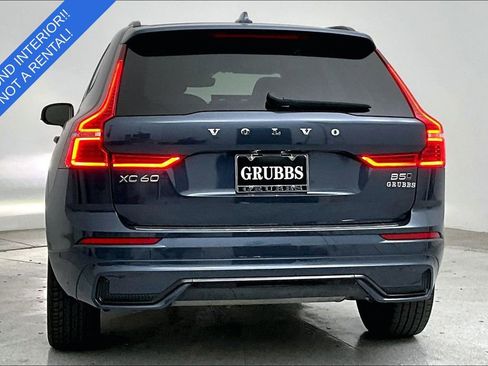 Certified 2024 Volvo XC60 B5 Plus w/ Protection Package Premier AWD/4WD image 7