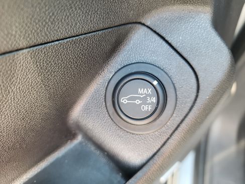Certified 2023 GMC Terrain SLT w/ Infotainment Package II AWD/4WD image 15