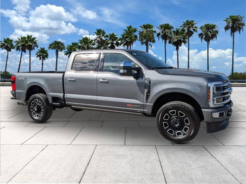 Used 2024 Ford F250 Platinum image 2