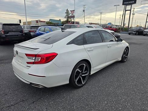 Used 2021 Honda Accord Sport image 3