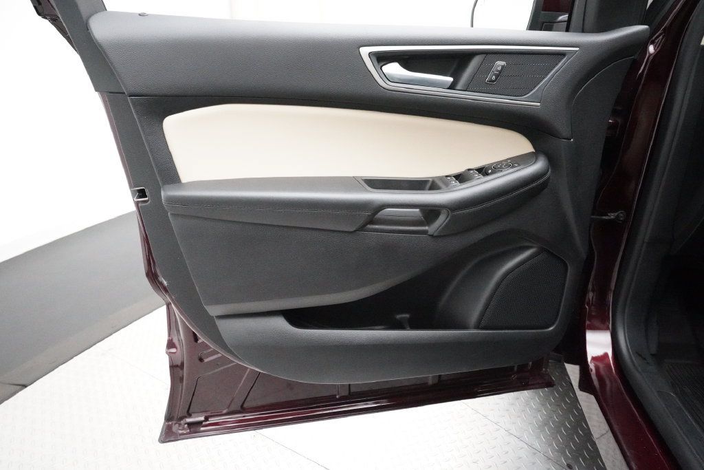 Used 2024 Ford Edge SEL w/ Convenience Package AWD/4WD image 29