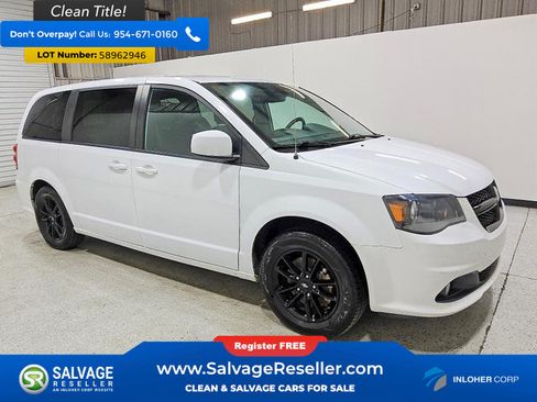 Used 2019 Dodge Grand Caravan SE FWD image 5
