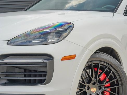 Used 2023 Porsche Cayenne GTS image 12