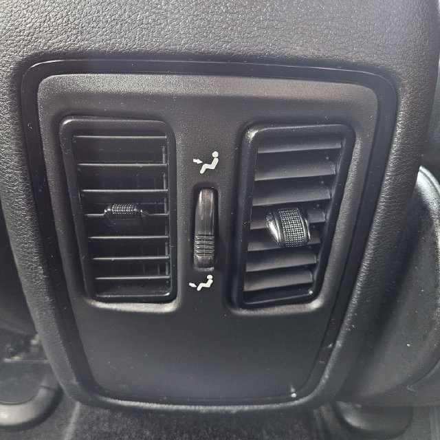 Used 2025 Dodge Durango GT AWD/4WD image 21