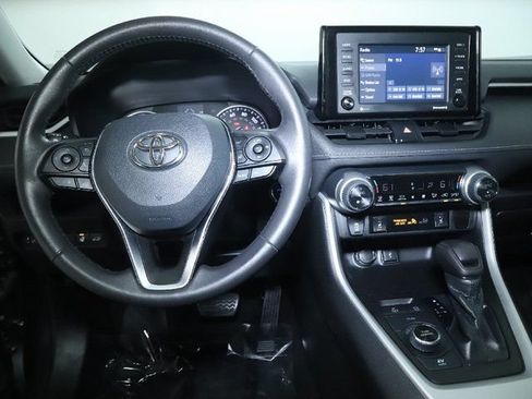 Used 2021 Toyota RAV4 XLE w/ Convenience Package AWD/4WD image 32