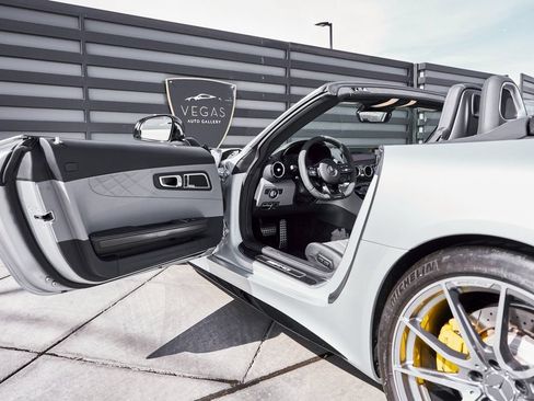 Used 2020 Mercedes-Benz AMG GT R image 43