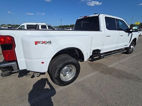 Used 2024 Ford F350 Lariat w/ FX4 Off-Road Package AWD/4WD image 4