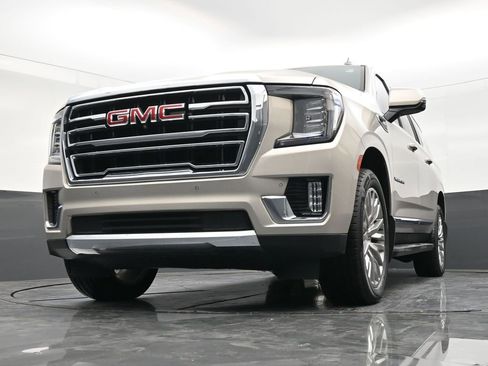 Used 2023 GMC Yukon XL SLT w/ SLT Luxury Package RWD image 26