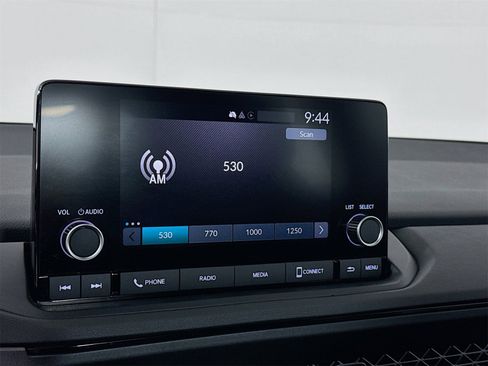 Used 2024 Honda Accord LX image 11