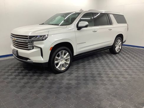 Used 2021 Chevrolet Suburban High Country image 1