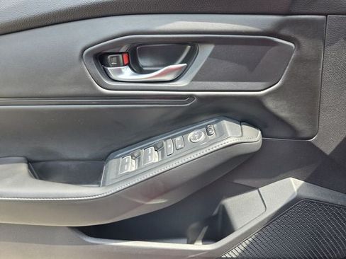 Used 2024 Honda Accord Sport image 37