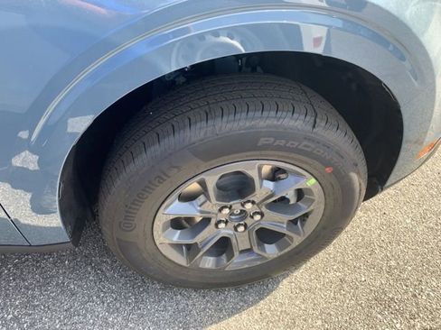 New 2026 Ford Maverick XLT image 9