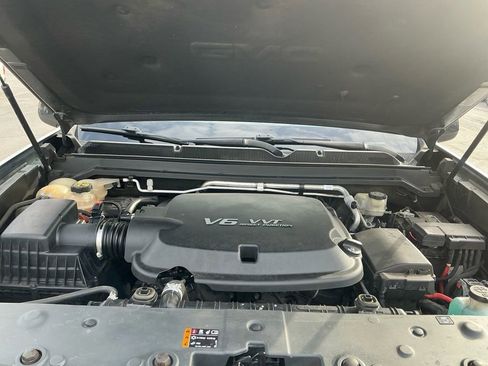 Used 2017 GMC Canyon SLE w/ SLE Convenience Package image 25