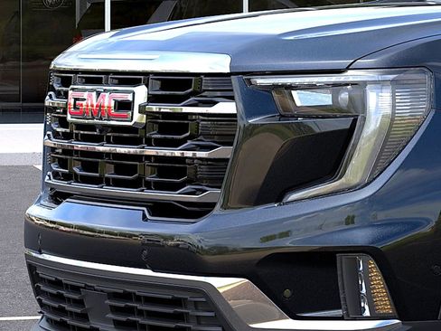 New 2027 GMC Acadia Elevation w/ Super Cruise Package AWD/4WD image 13