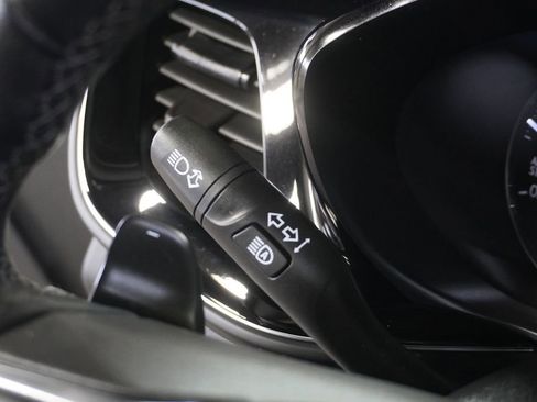 Used 2021 Buick Envision Avenir w/ Technology Package II image 28