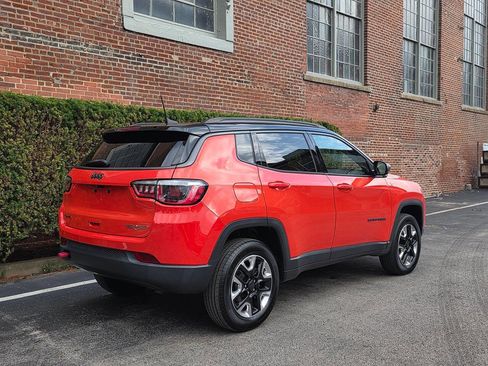 Used 2018 Jeep Compass Trailhawk w/ Navigation Group image 21
