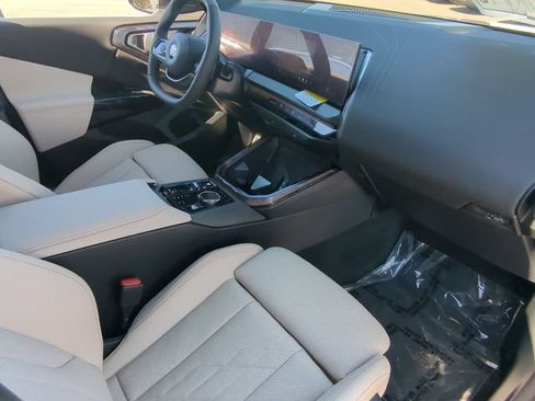 Used 2026 BMW X3 xDrive30i w/ Convenience Package AWD/4WD image 12