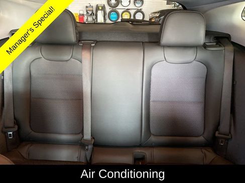 Used 2025 Chevrolet Trax LT w/ LT Convenience Package FWD image 13