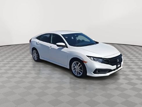Used 2019 Honda Civic Sport image 2