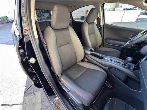 Used 2019 Honda HR-V EX image 15
