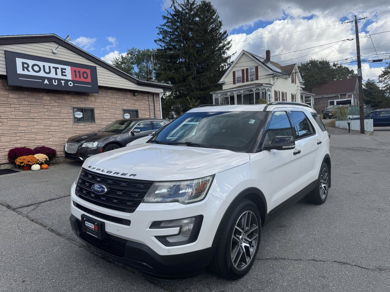Used 2016 Ford Explorer Sport w/ Equipment Group 401A AWD/4WD image 3