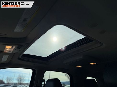 Used 2014 Cadillac Escalade Luxury image 35