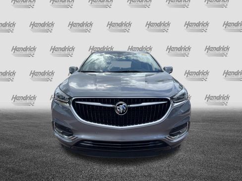 Used 2019 Buick Enclave Premium w/ Experience Buick Package FWD image 3