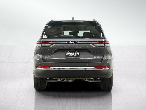 Used 2025 Jeep Grand Cherokee Limited w/ Trailer Tow Package AWD/4WD image 4