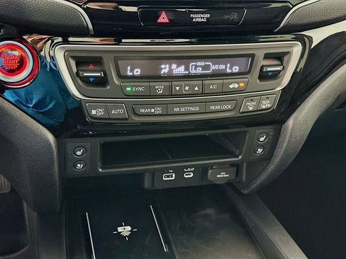 New 2026 Honda Ridgeline Black Edition image 13