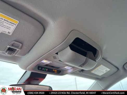 Used 2020 Chevrolet Equinox LT w/ Driver Convenience Package image 21