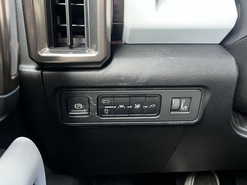 New 2025 GMC Hummer EV 3X w/ Extreme Off-Road Package image 16