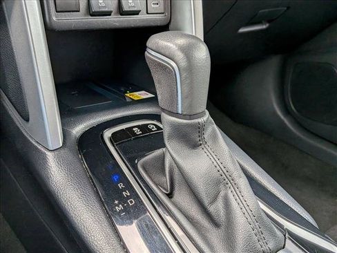 Used 2023 Toyota Corolla Cross XLE image 12