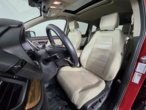 Used 2019 Honda CR-V Touring image 28