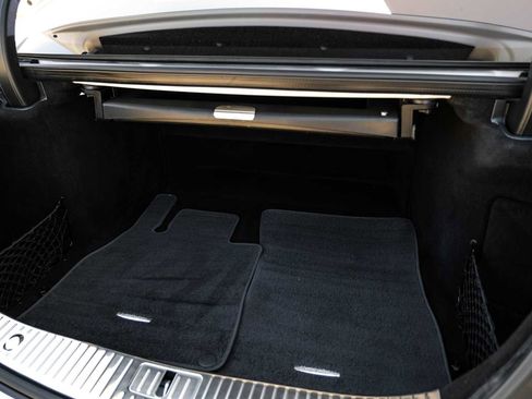 Used 2017 Mercedes-Benz S 550 Sedan image 58
