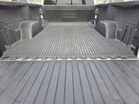 Used 2022 Chevrolet Silverado 1500 W/T RWD image 11