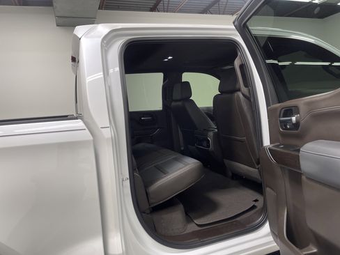 Used 2022 GMC Sierra 1500 Denali w/ Denali Reserve Package image 19