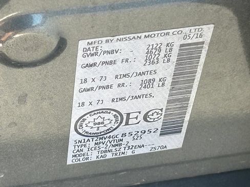 Used 2016 Nissan Rogue AWD image 41