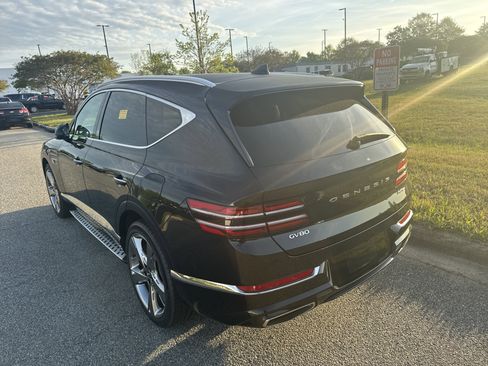 Used 2023 Genesis GV80 3.5T w/ Prestige Package image 18
