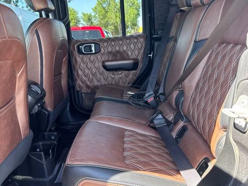 Used 2021 Jeep Gladiator Sport AWD/4WD image 6