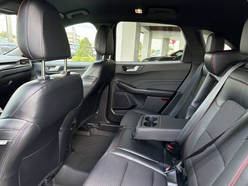Used 2023 Ford Escape ST-Line w/ Tech Pack #1 FWD image 19