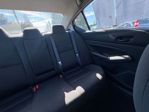 Used 2025 Nissan Altima 2.5 SV image 37